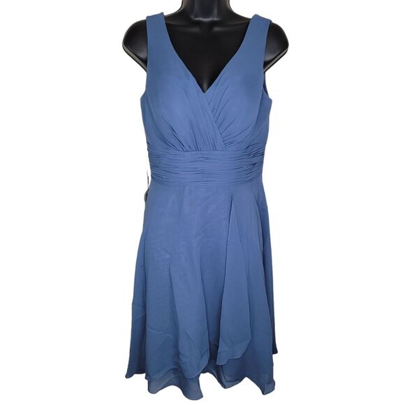 JJ'S House A-line V-Neck Asymmetrical Chiffon Bridesmaid Dress Size 8 - Picture 2 of 10